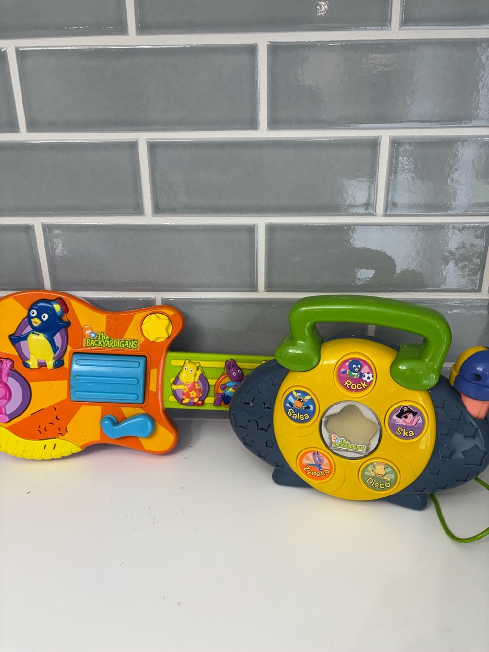 The Backyardigans Sing & Strum Guitar and a matching Sing-Along Boom Box box